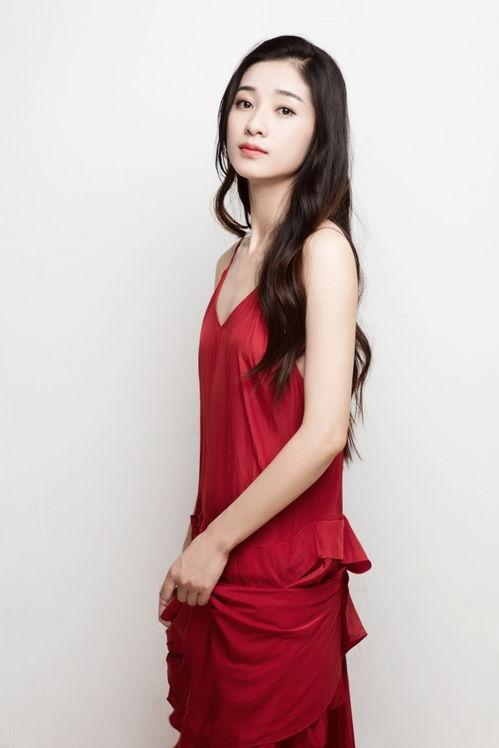 栾蕾英照片,镜头下的美丽瞬间